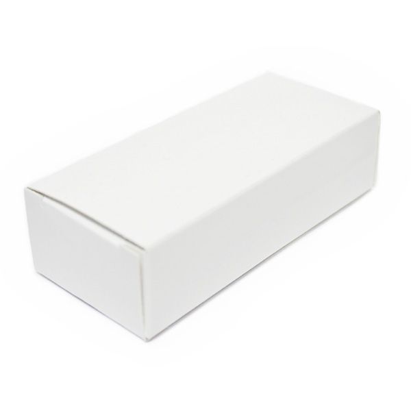 VAR010, CAJA GRANDE DE CARTÓN
Caja Grande color blanco para Memoria USB.
Se entrega desarmada.