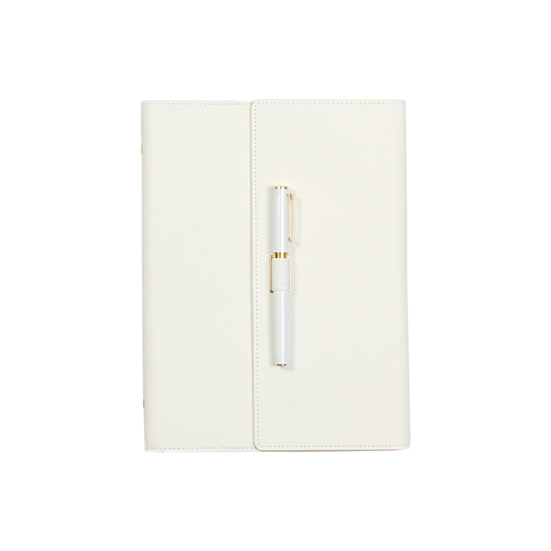 EX-083, Libreta ejecutiva, con cubierta de cuero sintético (PU), tamaño B5, 80 páginas. Incluye bolígrafo con barril metálico.