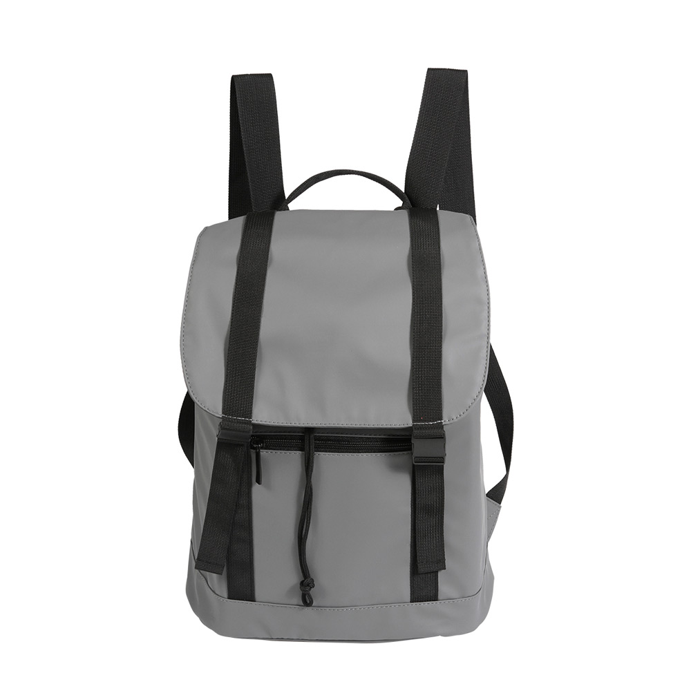 TX-166, Backpack fabricada en poliéster, con bolsillo frontal con cierre, broches frontales, jareta superior y tirantes ajustables.